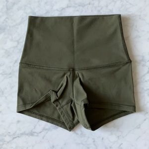 Lululemon boogie shorts high waisted fatigue green